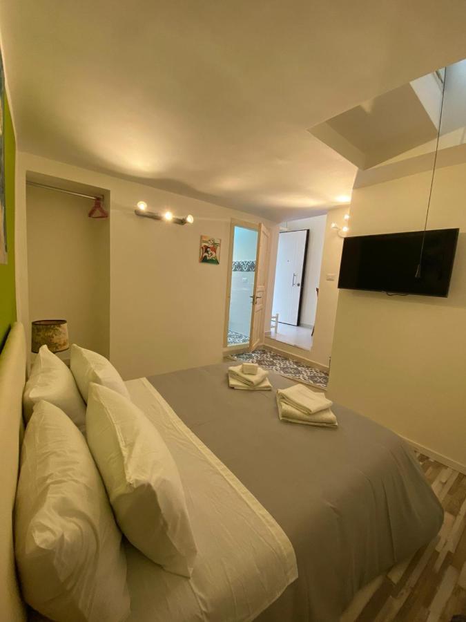 Tribunali Apartments Naples Exterior photo